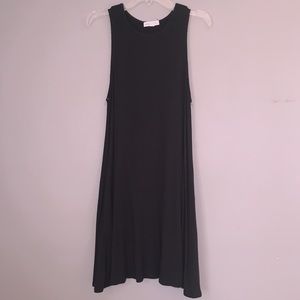 Sleeveless black dress